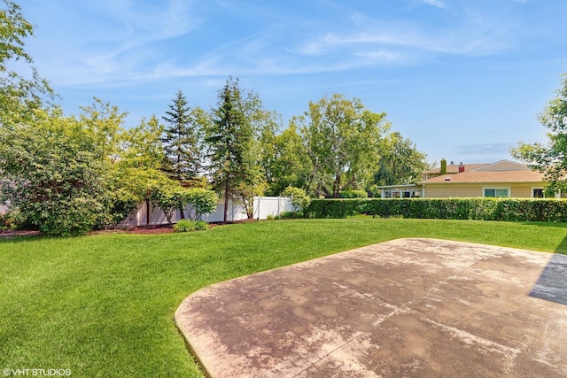 4265 Portage Ln, Hoffman Estates, IL 60192 - view of yard with a patio area