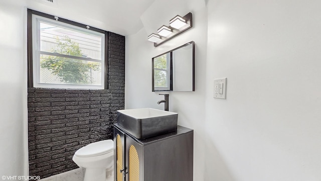 22201 Windsor Ct, Richton Park, IL 60471 - half bath with vanity and marble finish flooring