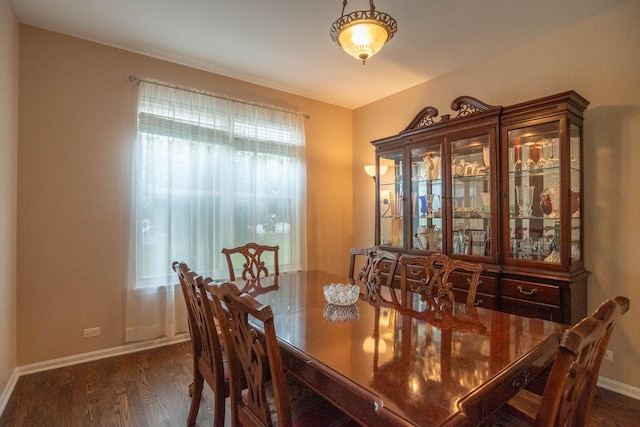 85 Fieldstone Dr, Lake Villa, IL 60046 - dining room with wood finished floors and baseboards