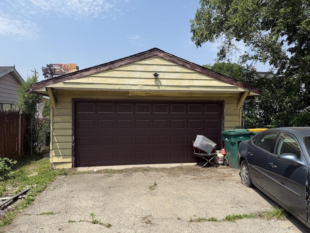 526 Gardner St, Joliet, IL 60433 - view of detached garage