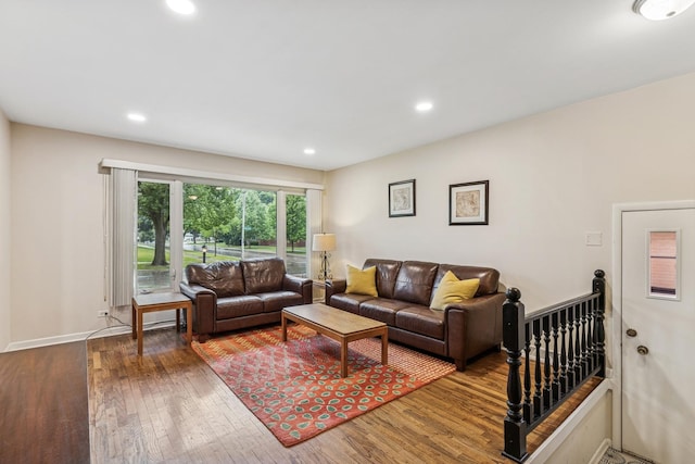 1355 S Highland Ave, Arlington Heights, IL 60005 - living area featuring hardwood / wood-style floors and recessed lighting