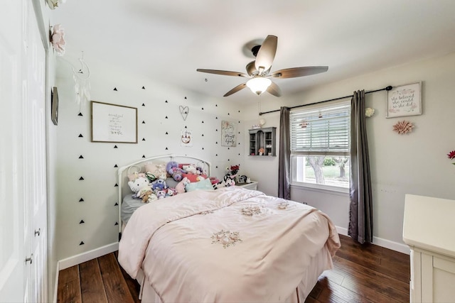 115 Circle Dr W, Montgomery, IL 60538 - bedroom with hardwood / wood-style floors and ceiling fan