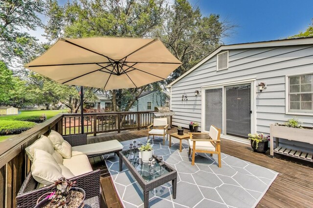 115 Circle Dr W, Montgomery, IL 60538 - wooden deck with an outdoor hangout area