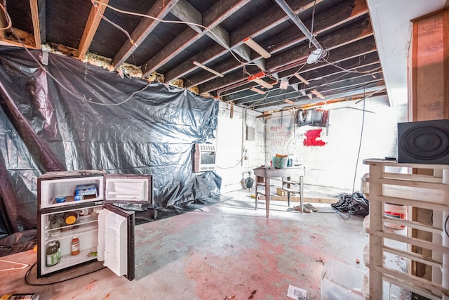 230 W Garfiled Ave, Decatur, IL 62526 - view of unfinished below grade area