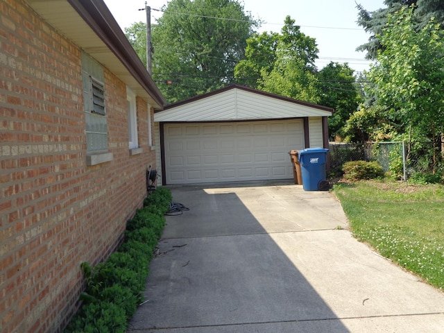 5157 W 90th St, Oak Lawn, IL 60453 - view of detached garage