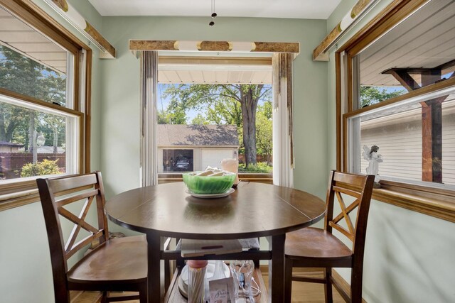 648 S Illinois Ave, Villa Park, IL 60181 - view of dining room