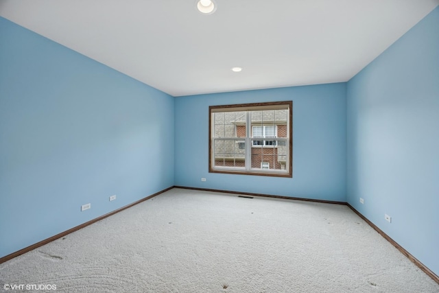 1012 Hickory Dr, Western Springs, IL 60558 - carpeted empty room featuring baseboards and recessed lighting