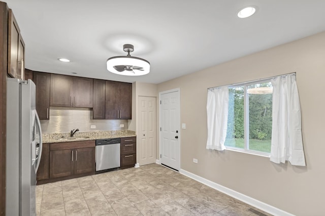 114 Ridge Cir, Streamwood, IL 60107 - photo 15