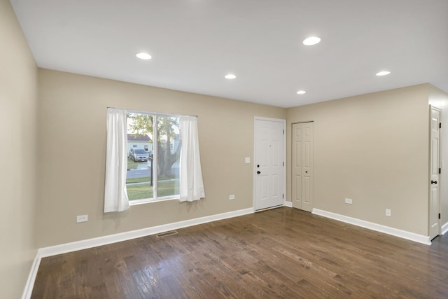 114 Ridge Cir, Streamwood, IL 60107 - photo 10