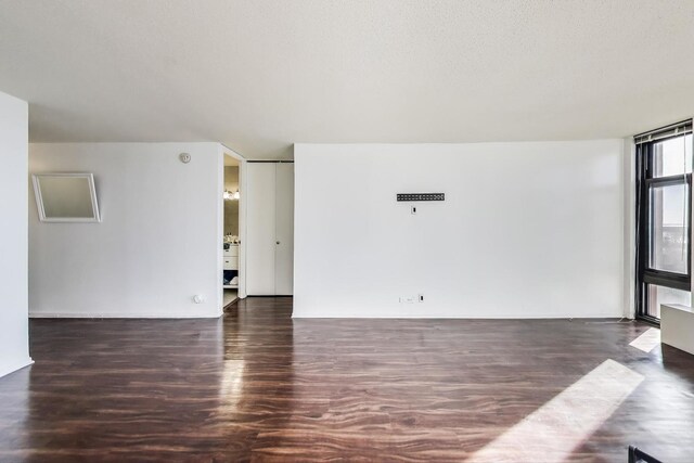 6700 S S Shore Dr Unit 17C, Chicago, IL 60649 - unfurnished living room featuring wood finished floors