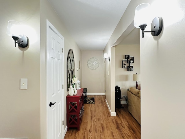15721 Old Orchard Ct Unit 2S, Orland Park, IL 60462 - hallway with light wood-style flooring and baseboards