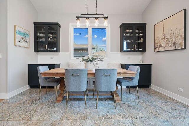 7929 N Octavia Ave, Niles, IL 60714 - dining space featuring baseboards