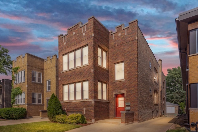 1027 N Harlem Ave, Oak Park, IL 60302 - view of property at dusk