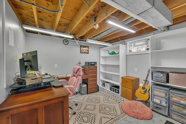 1810 Jana Ln, Morris, IL 60450 - view of office space