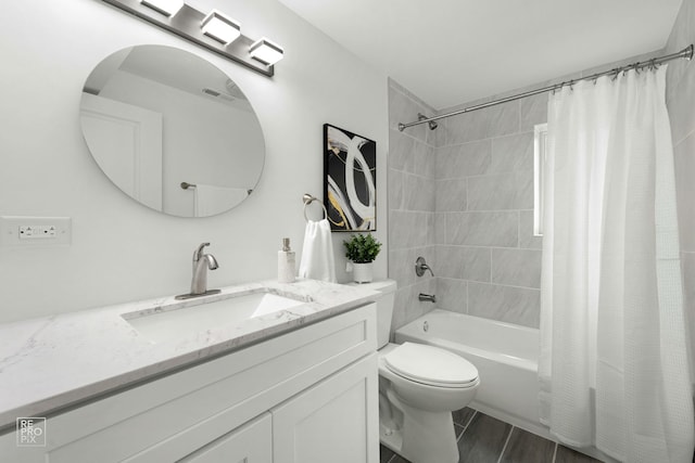 337 E Briarcliff Rd, Bolingbrook, IL 60440 - bathroom featuring shower / bath combo with shower curtain and vanity