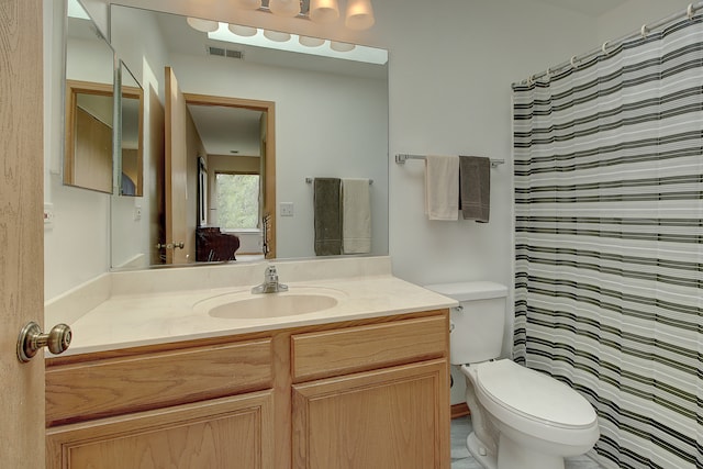 2799 Squaw Valley Trl, Aurora, IL 60503 - bathroom with vanity and curtained shower