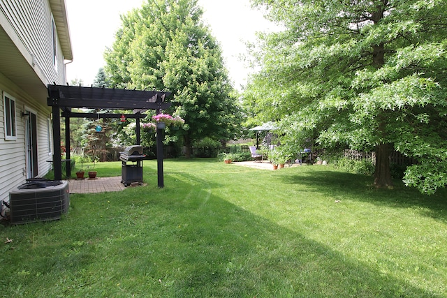 2799 Squaw Valley Trl, Aurora, IL 60503 - fenced backyard with a pergola and a patio area