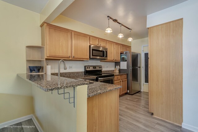 13 Sweetwood Ct, Indian Head Park, IL 60525 - photo 9