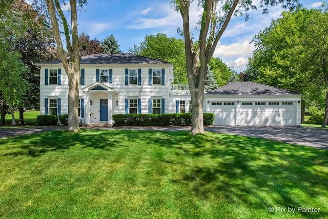 42W412 Sylvan Ln, Saint Charles, IL 60175 - colonial house with a front lawn and driveway