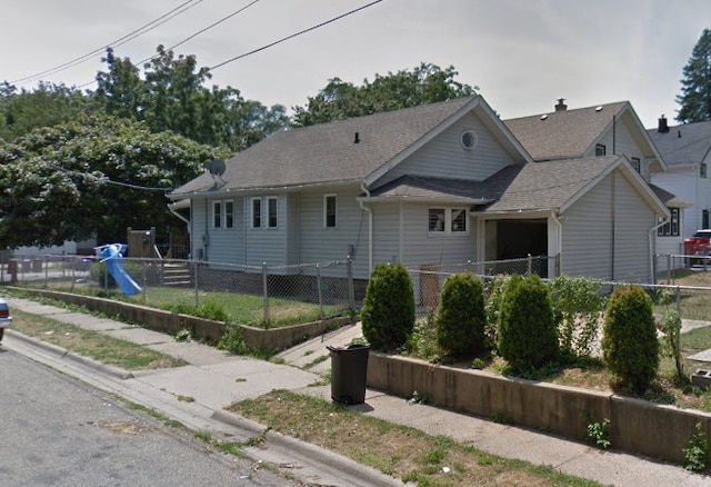1319 Fairview Ave, Rockford, IL 61101 - view of front of home