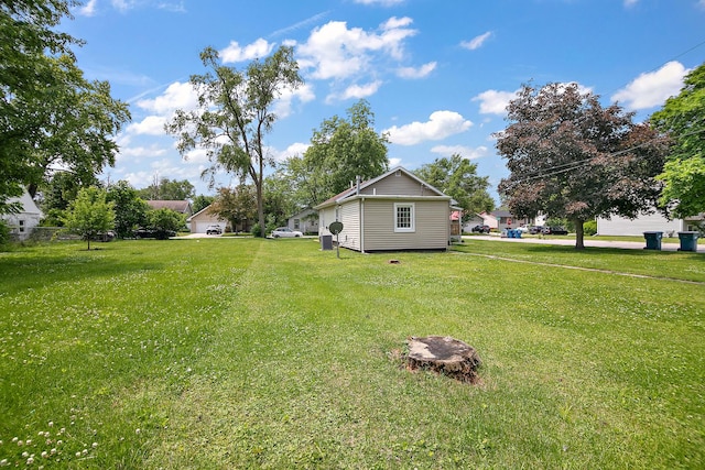 2110 E Erzinger St, Kankakee, IL 60901 - view of grassy yard