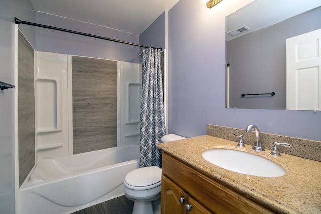 2110 E Erzinger St, Kankakee, IL 60901 - full bath featuring vanity, shower / tub combo, and wood finished floors