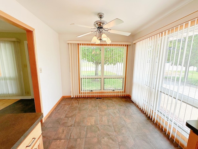 614 Powell St, Streator, IL 61364 - photo 11