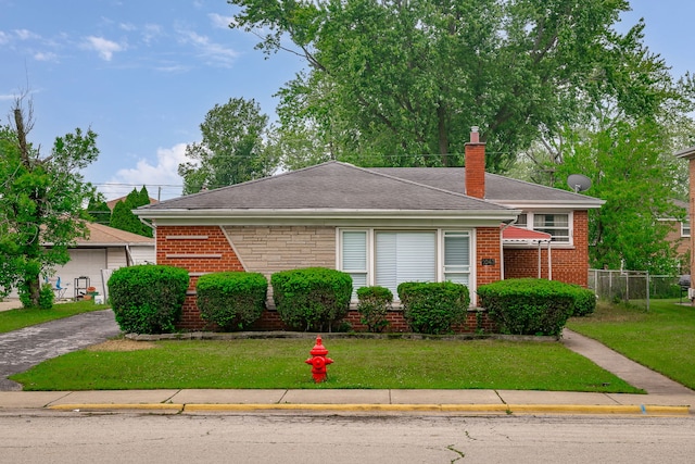 1047 Riverview Dr, South Holland, IL 60473 - photo 1