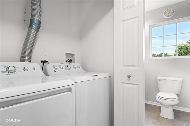 1944 Indian Hill Ln, Aurora, IL 60503 - laundry room featuring separate washer and dryer and baseboards
