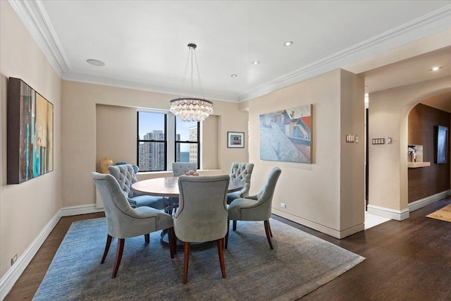 5510 N Sheridan Rd Unit 17A, Chicago, IL 60640 - dining room featuring arched walkways, wood finished floors, a chandelier, ornamental molding, and recessed lighting