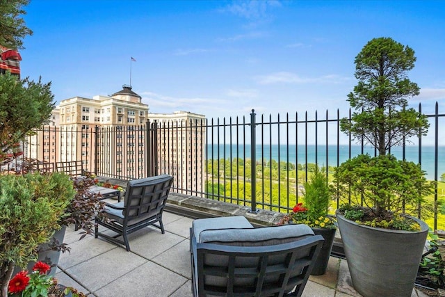 5510 N Sheridan Rd Unit 17A, Chicago, IL 60640 - view of patio with a water view