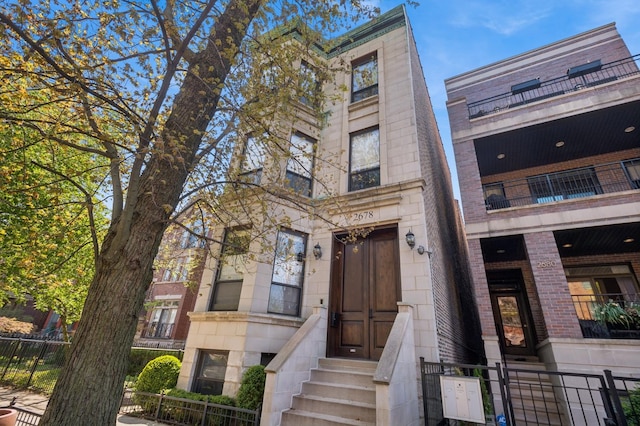 2678 N Orchard Ave, Chicago, IL 60614 - photo 1