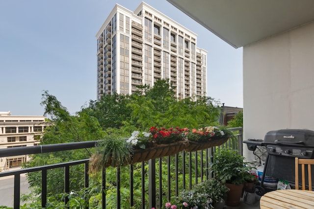 1322 S Prairie Ave Unit 406, Chicago, IL 60605 - balcony with a grill