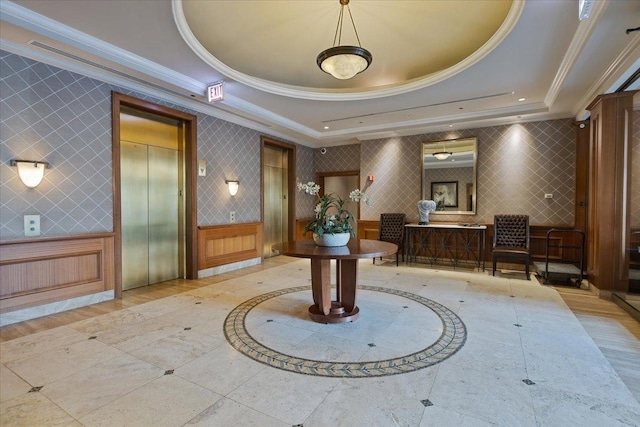1322 S Prairie Ave Unit 406, Chicago, IL 60605 - community lobby with ornamental molding