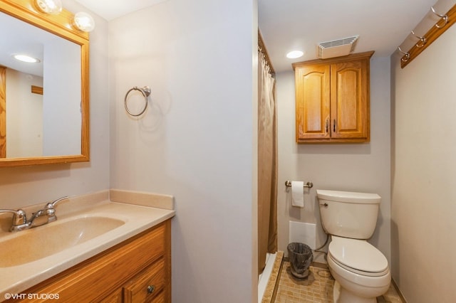 25W251 Highview Dr, Naperville, IL 60563 - full bathroom with vanity and a shower with shower curtain