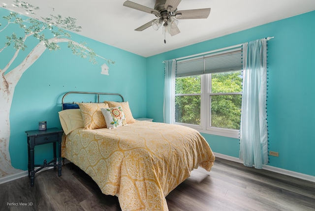 1860 Haverford Dr, Algonquin, IL 60102 - bedroom with wood finished floors and a ceiling fan