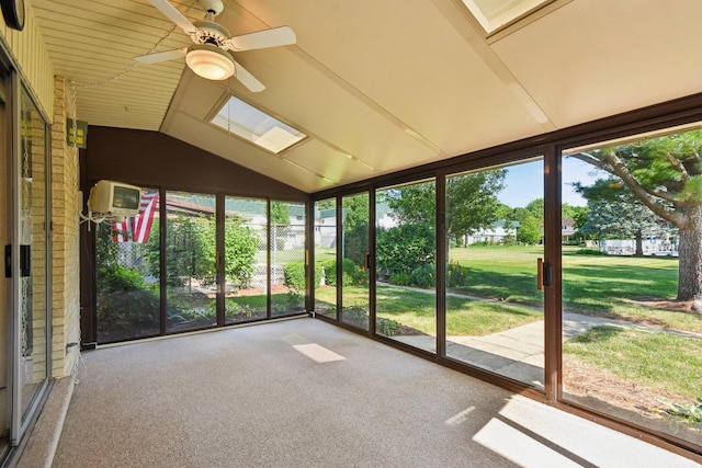 110 Meadowbrook Ln Unit 110, Morris, IL 60450 - unfurnished sunroom featuring ceiling fan and lofted ceiling