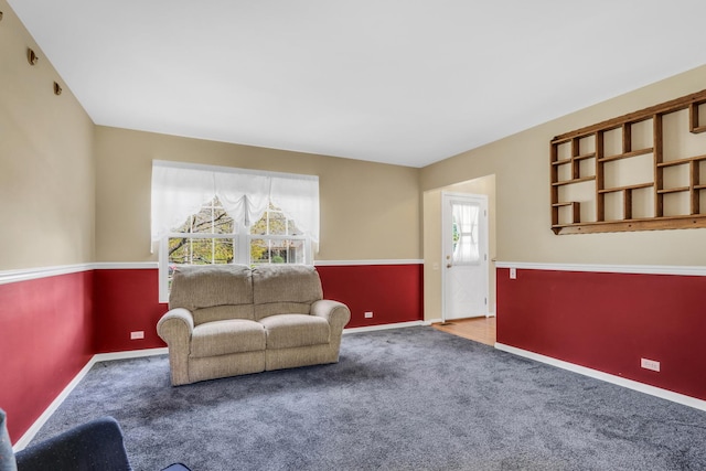 768 Fieldstone Dr, Lake Villa, IL 60046 - living area featuring carpet flooring and baseboards