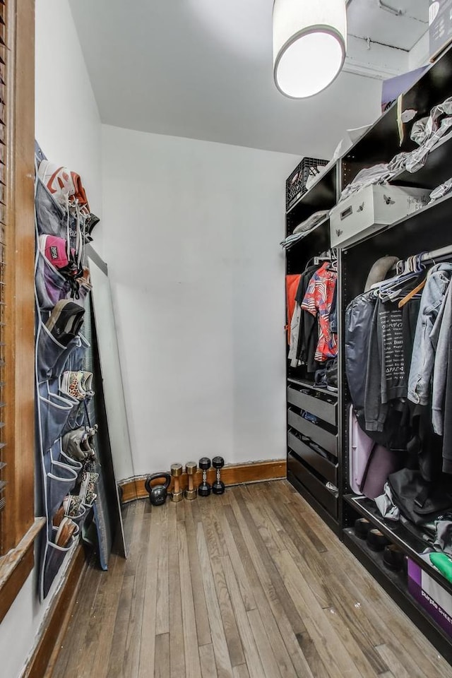 2150 W Coulter St, Chicago, IL 60608 - spacious closet featuring wood-type flooring
