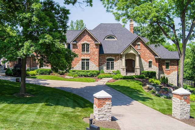 7N230 Sims Ln, Saint Charles, IL 60175