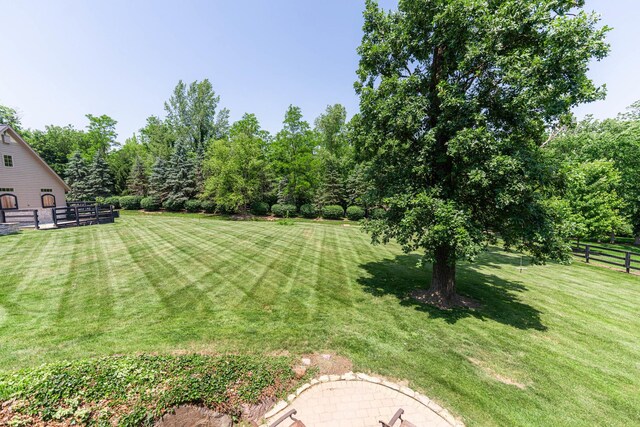 7N230 Sims Ln, Saint Charles, IL 60175 - view of yard