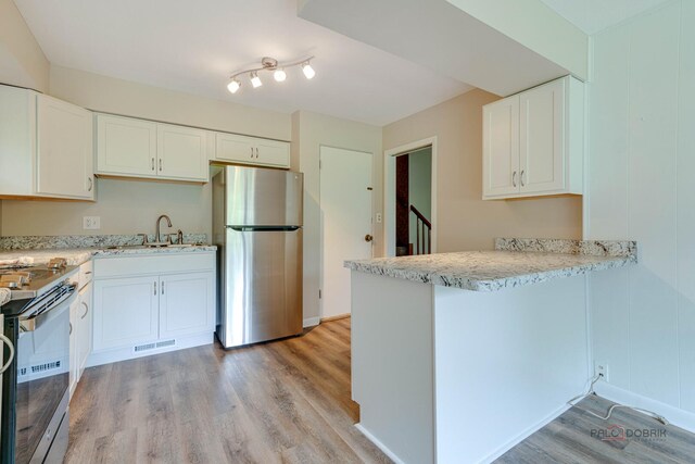 114 Brookside Ct, Libertyville, IL 60048 - photo 8