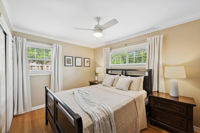 661 E Clarendon Ct, Arlington Heights, IL 60004 - bedroom featuring ornamental molding, wood finished floors, and ceiling fan