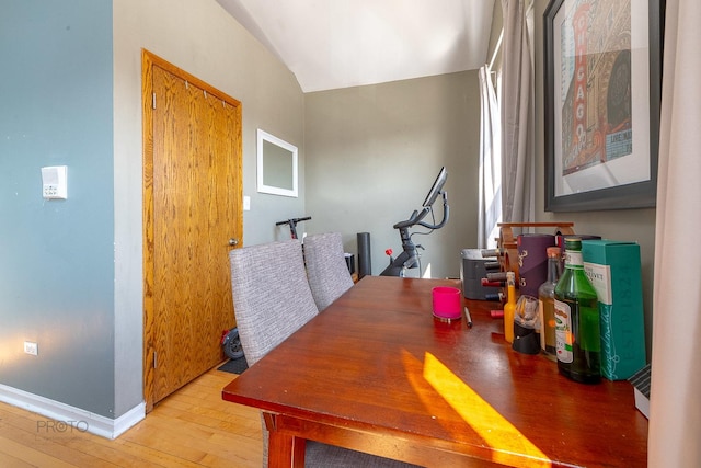 530 N Ashland Ave, Chicago, IL 60622 - office space with light wood finished floors and lofted ceiling