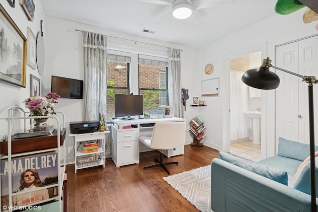 2128 N Hudson Ave Unit 204, Chicago, IL 60614 - office space featuring a ceiling fan and wood finished floors