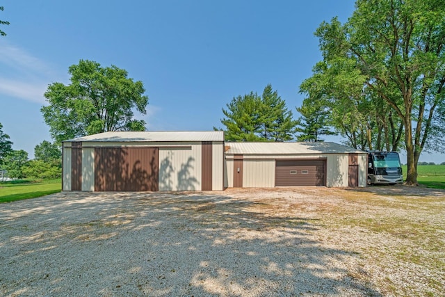 14893 Plank Rd, Sycamore, IL 60178 - detached garage with driveway