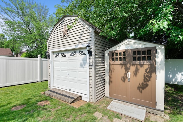 17815 Iroquois, Tinley Park, IL 60477 - view of detached garage