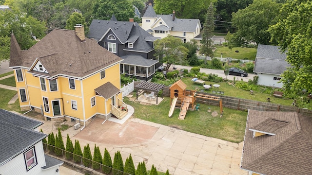 557 Garfield Ave, Aurora, IL 60506 - aerial perspective of suburban area