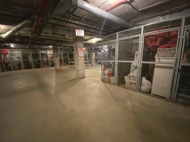559 W Surf St Unit 101, Chicago, IL 60657 - view of garage