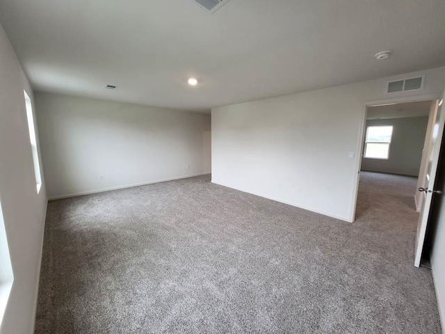 11300 Wildridge Ln, Huntley, IL 60142 - empty room featuring carpet, a smoke detector, and recessed lighting